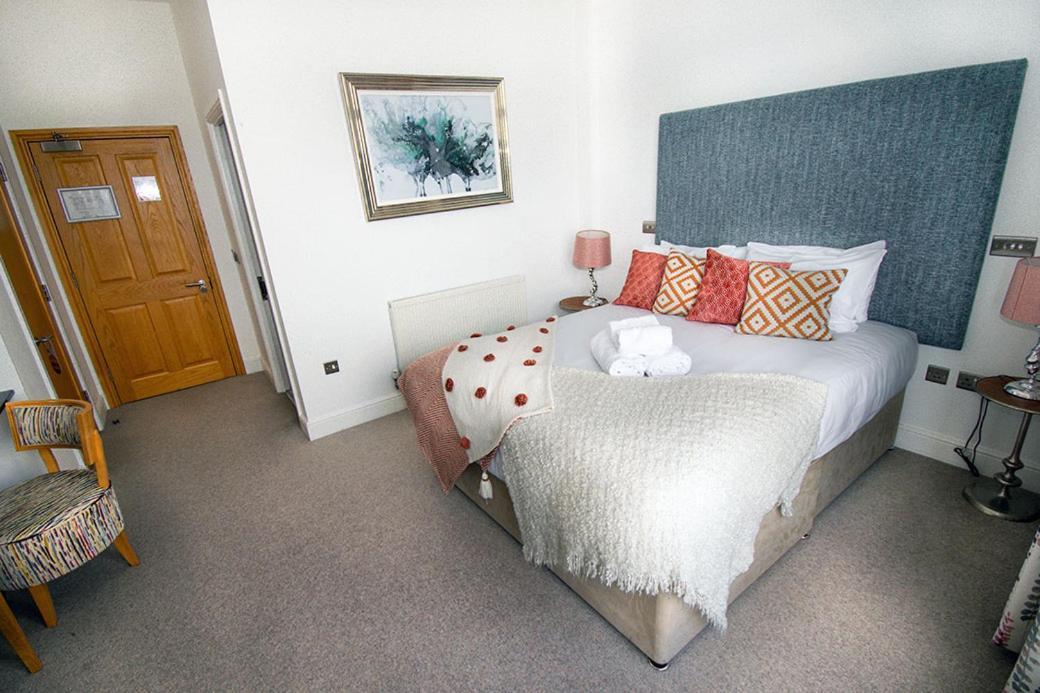 Beachcliff Rooms & Apartments Cardiff Bagian luar foto