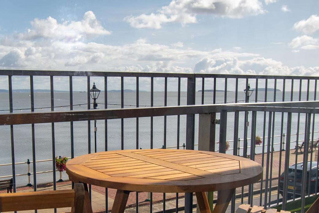 Beachcliff Rooms & Apartments Cardiff Bagian luar foto